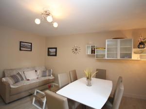 Appartement Mont-Dore, 3 pièces, 6 personnes - FR-1-608-28