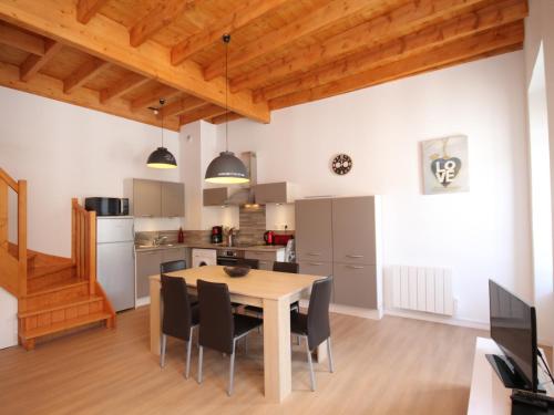 Appartement Mont-Dore, 3 pièces, 6 personnes - FR-1-608-30