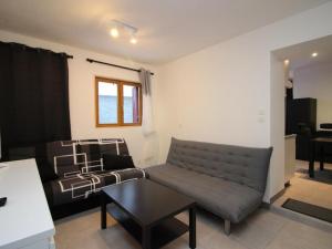 Appartement Mont-Dore, 3 pièces, 7 personnes - FR-1-608-49
