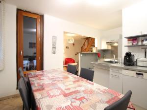 Appartement Appartement Mont-Dore, 3 pièces, 8 personnes - FR-1-608-16 10 Avenue RENE CASSIN 63240 Le Mont-Dore Auvergne