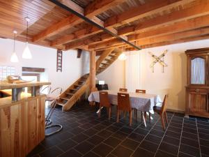 Appartement Mont-Dore, 4 pièces, 6 personnes - FR-1-608-209