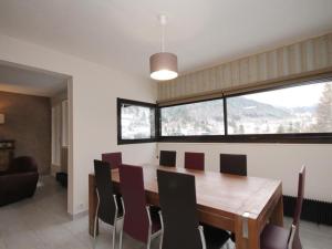 Appartement Appartement Mont-Dore, 4 pièces, 7 personnes - FR-1-608-9 8 Avenue RENE CASSIN 63240 Le Mont-Dore Auvergne