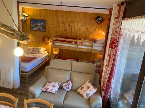 Appartement montagnard LA JOUE DU LOUP 30M² PIED PISTES 5pers 3+++
