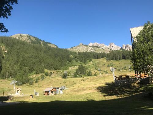 APPARTEMENT MONTAGNE