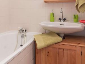 Appartement Montgenèvre, 1 pièce, 3 personnes - FR-1-330D-14