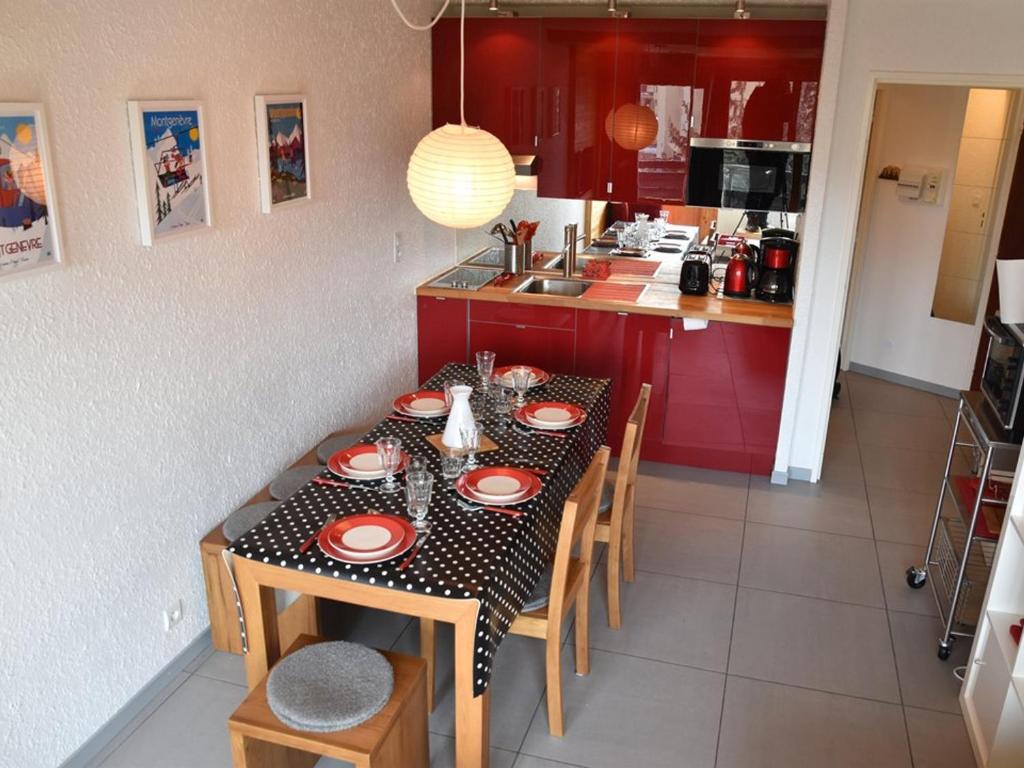 Appartement Appartement Montgenèvre, 2 pièces, 6 personnes - FR-1-266-188 La Loubatière rue de la praya 05100 Montgenèvre