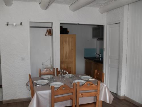 Appartement Montgenèvre, 3 pièces, 6 personnes - FR-1-266-198