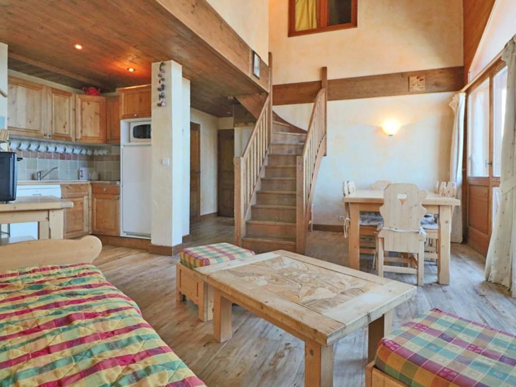 Appartement Montvalezan-La Rosière, 4 pièces, 8 personnes - FR-1-398-591 Les Chalets Du Valaisan -  -, 73700 La Rosière