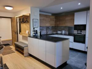 Appartement Montvalezan-La Rosière, 5 pièces, 8 personnes - FR-1-275-184