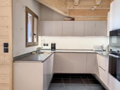 Appartement Montvalezan-La Rosière, 5 pièces, 8 personnes - FR-1-275-189