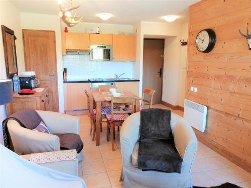 Appartement Morillon 1100, 2 pièces, 4 personnes - FR-1-412-21