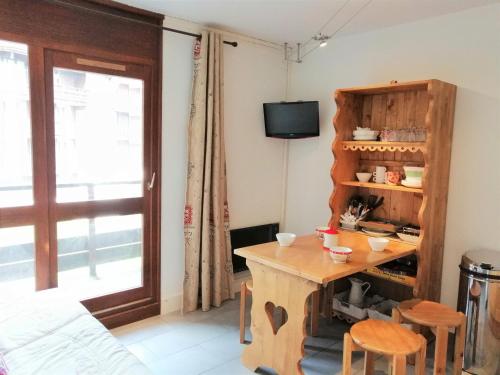 Appartement Morillon 1100, 2 pièces, 4 personnes - FR-1-412-49
