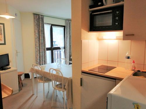 Appartement Morillon 1100, 2 pièces, 4 personnes - FR-1-412-54