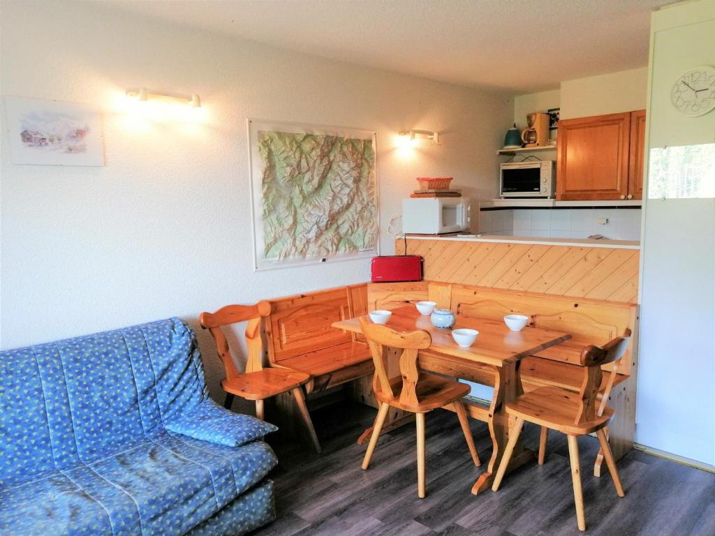 Appartement Morillon 1100, 2 pièces, 6 personnes - FR-1-412-25 Les Esserts -  -, 74440 Morillon