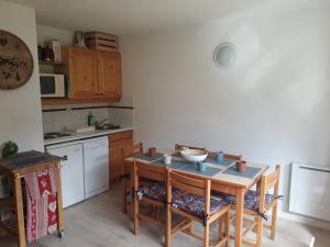 Appartement Morillon 1100, 2 pièces, 6 personnes - FR-1-412-67