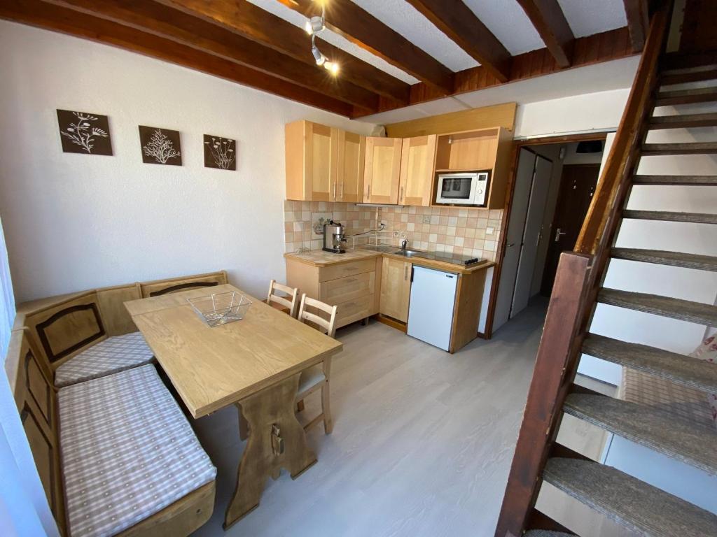 Appartement Morillon 1100, 2 pièces, 6 personnes - FR-1-412-71 Les Esserts, 74440 Morillon