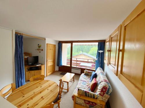 Appartement Morillon 1100, 2 pièces, 6 personnes - FR-1-412-72