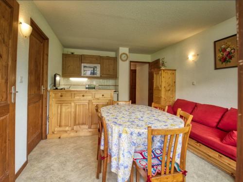 Appartement Morillon 1100, 2 pièces, 6 personnes - FR-1-642-24