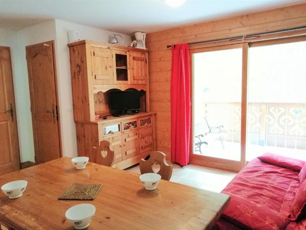 Appartement Appartement Morillon 1100, 3 pièces, 7 personnes - FR-1-412-15 Les Esserts -  - 74440 Morillon