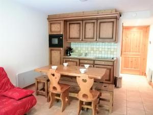 Appartement Morillon 1100, 3 pièces, 7 personnes - FR-1-412-15