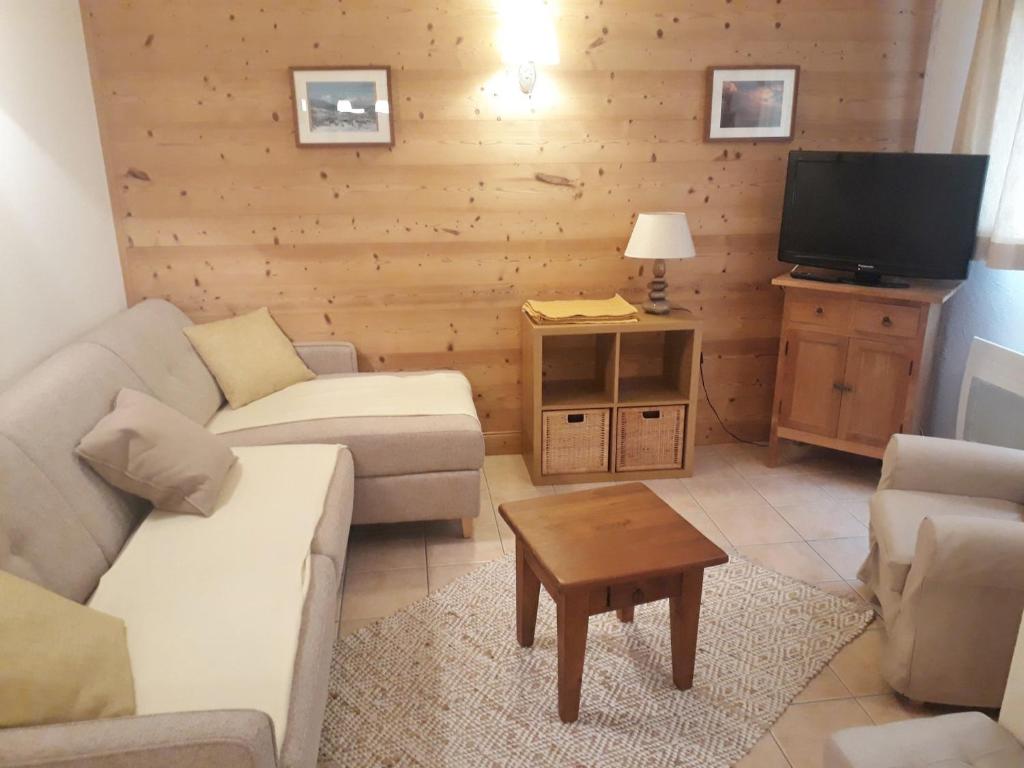 Appartement Morillon 1100, 3 pièces, 7 personnes - FR-1-412-70 Les Esserts, 74440 Morillon