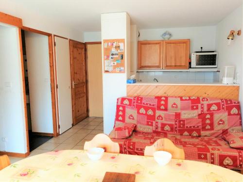 Appartement Morillon Village, 2 pièces, 6 personnes - FR-1-412-8