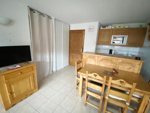 Appartement Morillon Village, 2 pièces, 6 personnes - FR-1-412-83