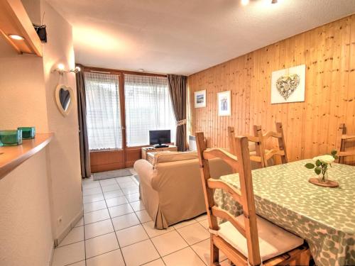 Appartement Morzine, 2 pièces, 6 personnes - FR-1-524-41