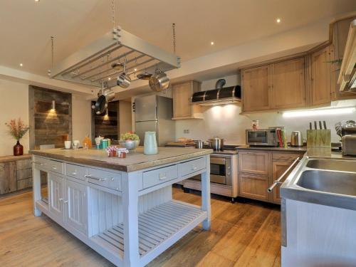 Appartement Morzine, 4 pièces, 9 personnes - FR-1-627-27