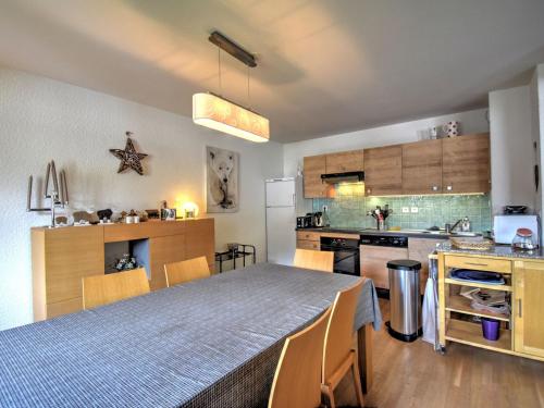 Appartement Morzine, 6 pièces, 12 personnes - FR-1-524-98