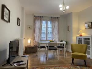 Appartement Moulins, 2 pièces, 2 personnes - FR-1-489-398