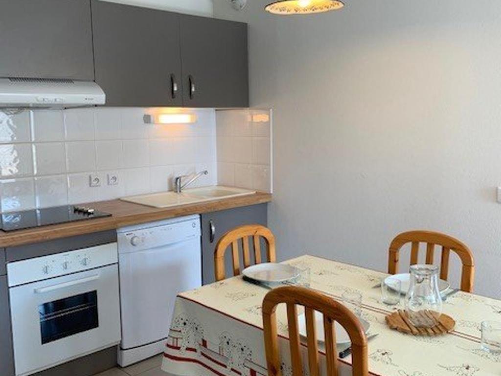 Appartement Appartement Narbonne, 3 pièces, 6 personnes - FR-1-229B-23 54 rue du Cers Batiment A /Appartement 29 / 2eme Etage 11100 Narbonne