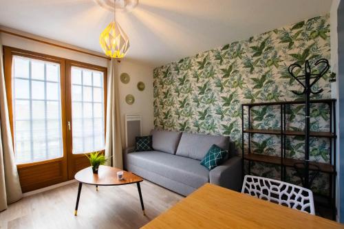 Appartement neuf - à 500m de la mer avec balcon