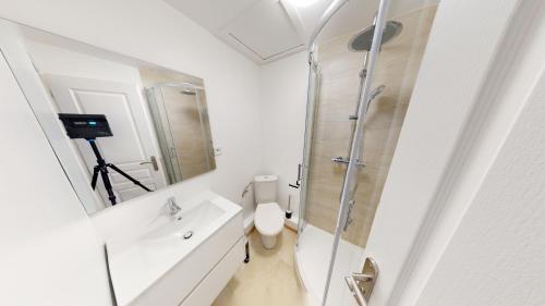 Appartement neuf, aménagé et équipé secteur Université