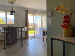 Appartement neuf au calme proche du lac