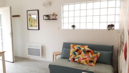 Appartement neuf clim, terrasse & piscine
