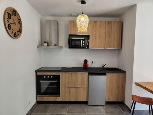 Appartement neuf et climatisé à 2 min des plages