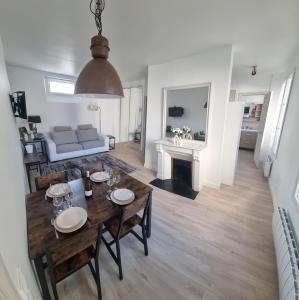 Appartement neuf et luxueux dans hôtel particulier