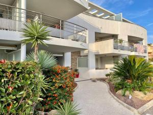 Appartement neuf, parking terrasse et jolie vue