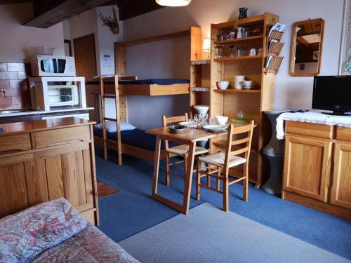Appartement Notre-Dame-de-Bellecombe, 1 pièce, 3 personnes - FR-1-595-28