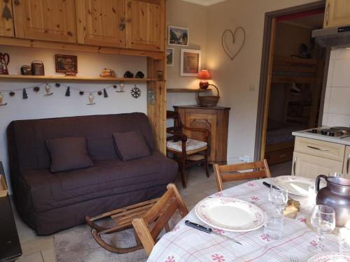 Appartement Notre-Dame-de-Bellecombe, 1 pièce, 4 personnes - FR-1-595-33