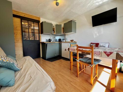 Appartement Notre-Dame-de-Bellecombe, 2 pièces, 4 personnes - FR-1-505-100