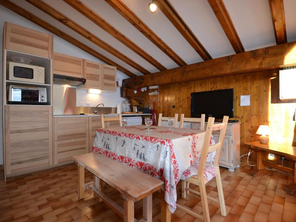 Appartement Appartement Notre-Dame-de-Bellecombe, 2 pièces, 5 personnes - FR-1-505-65 2416, route du Mont Rond 73590 Notre-Dame-de-Bellecombe