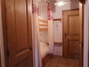 Appartement Notre-Dame-de-Bellecombe, 2 pièces, 6 personnes - FR-1-595-37