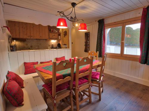 Appartement Notre-Dame-de-Bellecombe, 4 pièces, 6 personnes - FR-1-505-89