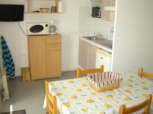 Appartement Notre-Dame-de-Monts, 2 pièces, 2 personnes - FR-1-540-13