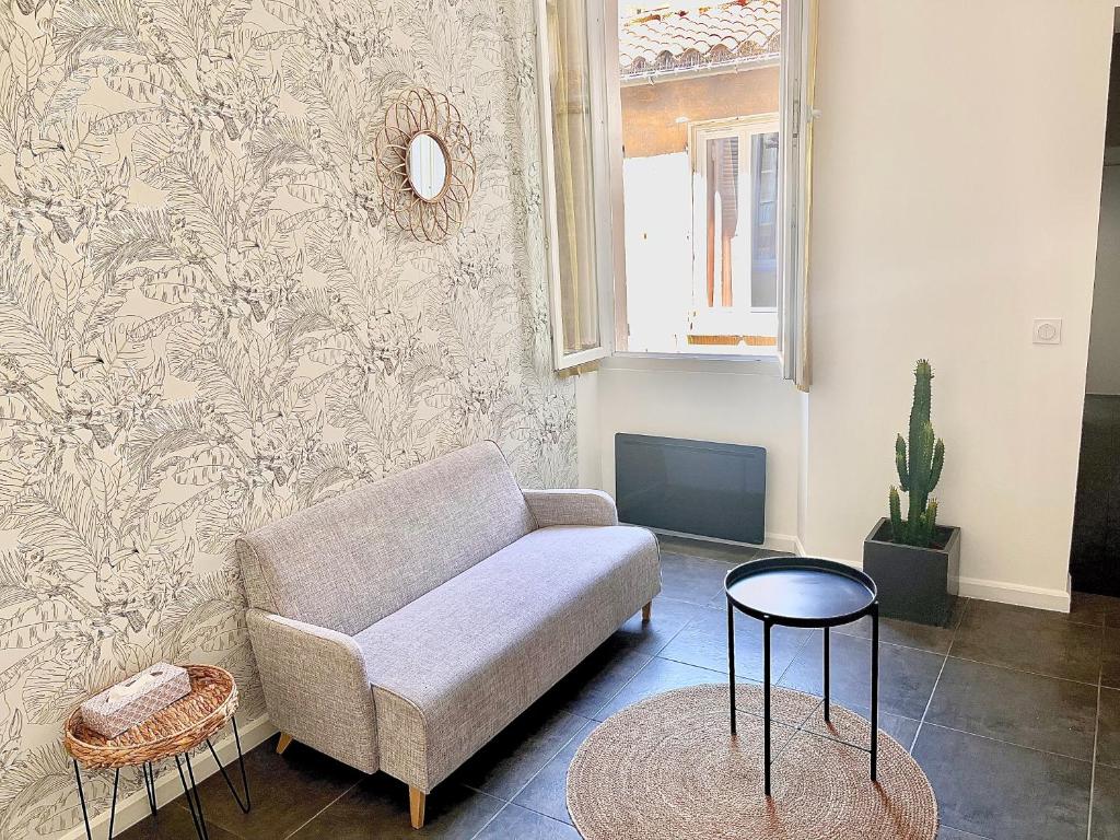 Appartement Olaf Centre ville Départ Ferry 30 Allée Amiral Courbet, 83000 Toulon