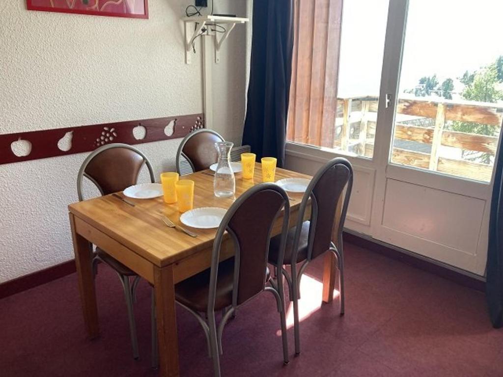 Appartement Appartement Orcières Merlette, 1 pièce, 4 personnes - FR-1-262-102 Le Rond Point Des Pistes 1 - Rue Des Ecrins - 05170 Forest des Baniols