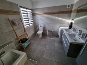 Appartement ou haut de villa de 120 m2