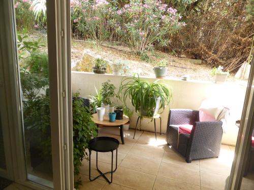Appartement paisible à 10mn en voiture des plages